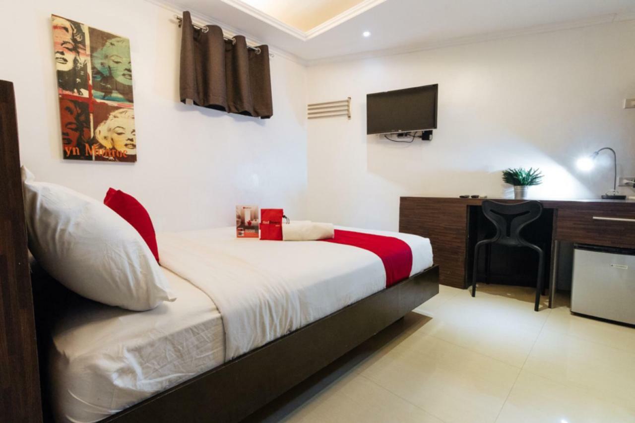 Reddoorz Plus @ Poblacion Makati San Pedro Makati Exterior foto